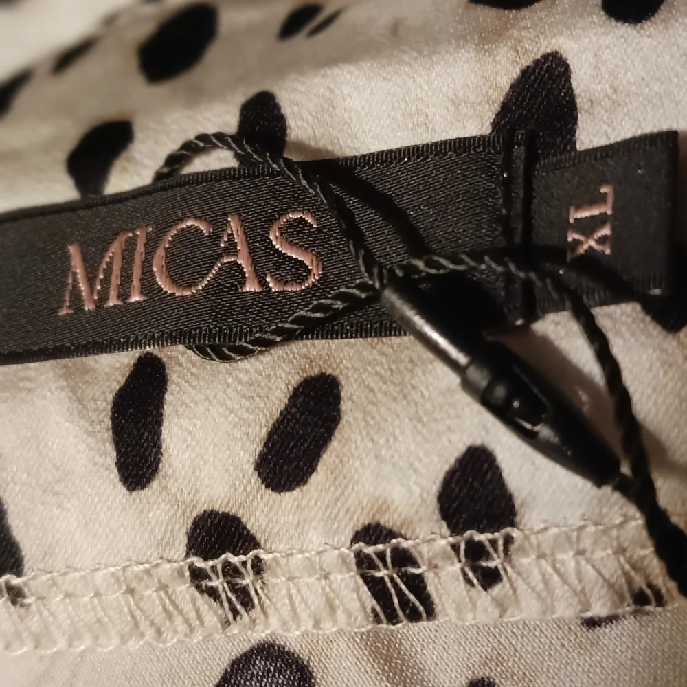 SOLD - MICAS Leopard Print Slit Midi Skirt - Picture 4 of 5